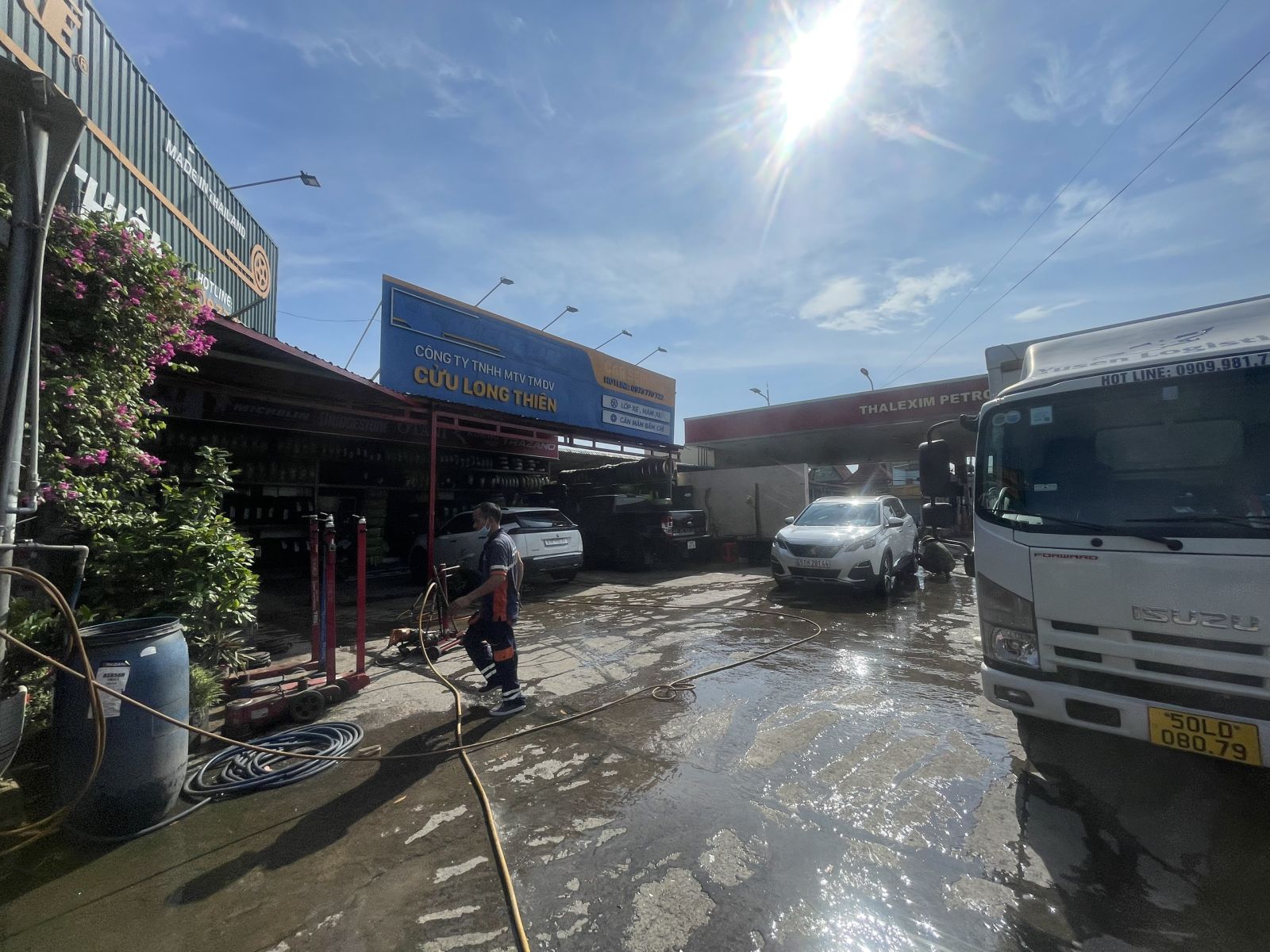 CỬU LONG THIÊN: ĐẠI LÝ CUNG CẤP LỐP XE Ô TÔ DÁN UY TÍN NHẤT DĨ AN BÌNH DƯƠNG